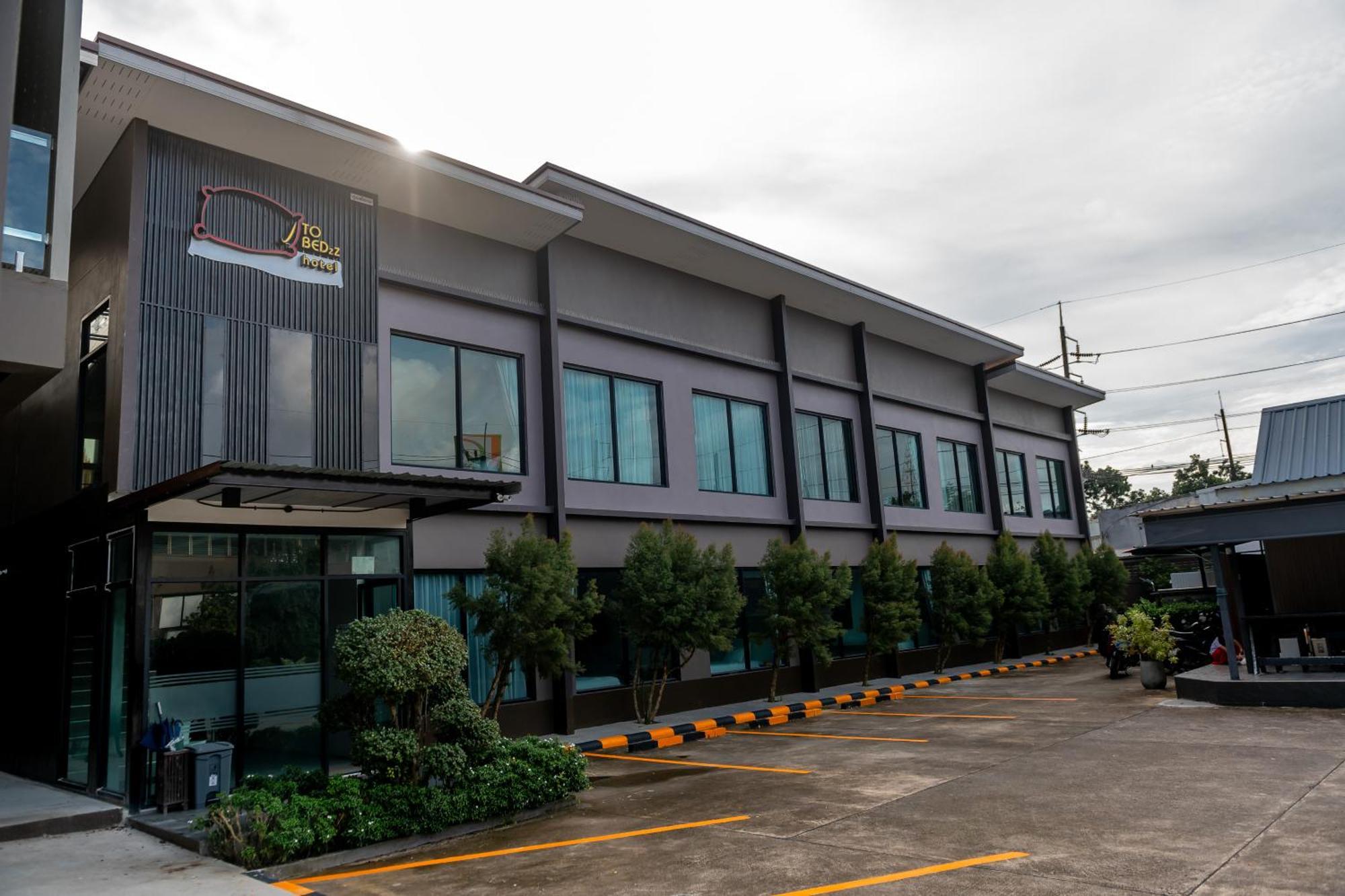 Tobedzz Hotel Ranong Exterior photo