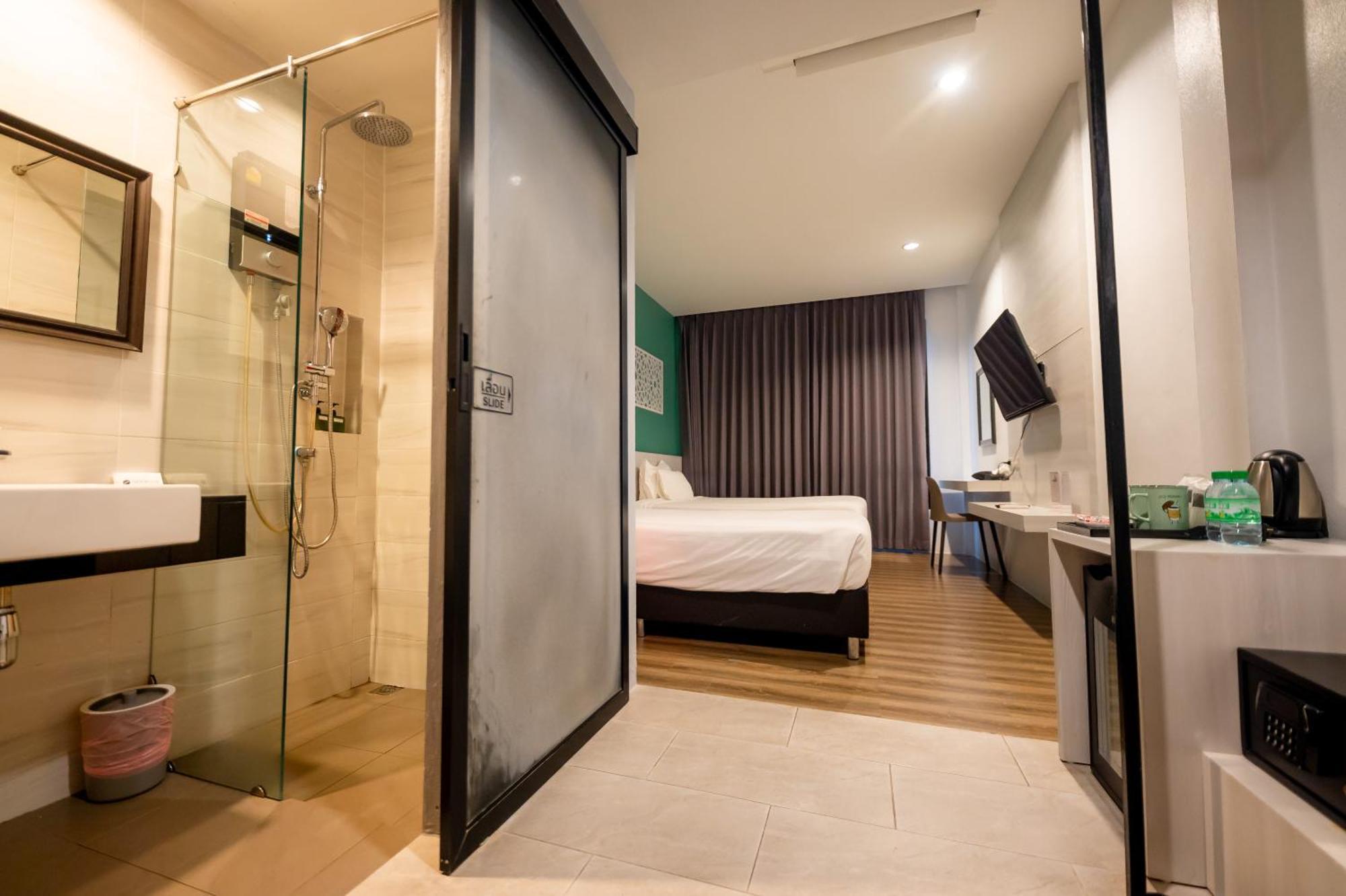 Tobedzz Hotel Ranong Exterior photo